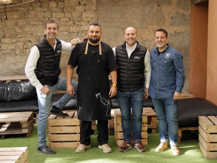 Juan Antonio Pradel (Piritaurus), Miguel Galino (Asador Galino Pueyo), Luis Cabrero (Piritaurus) y Unai López (Estrella Galicia)