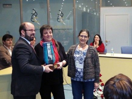 La Asamblea General de Cruz Roja gana el premio Mujer del Campo de Cariñena