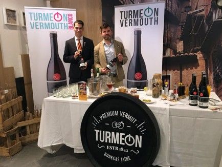 El vermut Turmeon organiza su primera ruta Vermutea con Turmeon en Zaragoza