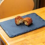 Mejor GastroTapa — El Truco, con su croqueta de asadura de Ternasco de Aragón IGP
