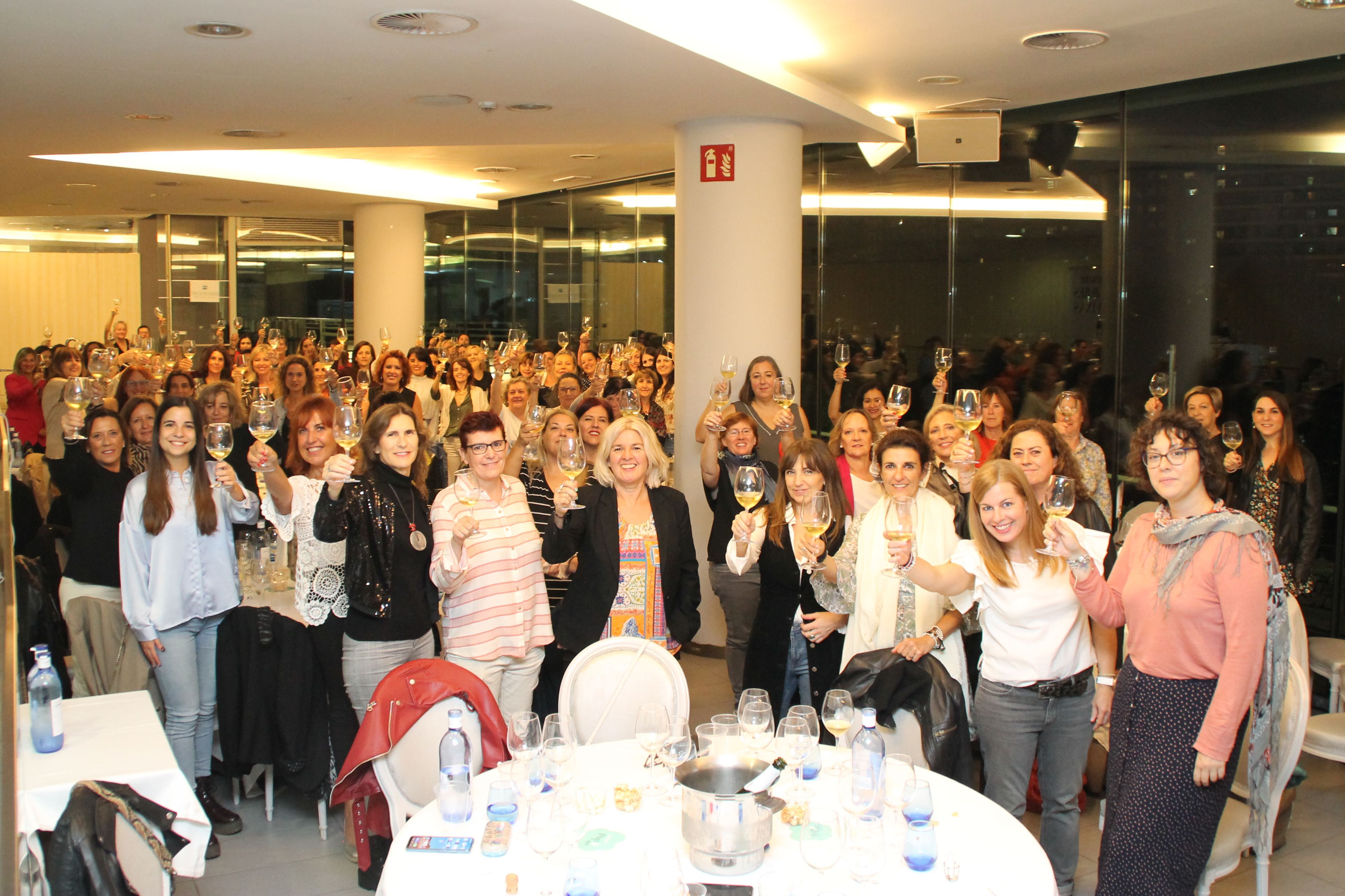 El Encuentro Mujeres Diviñas consigue recaudar 4.225 €, en sus seis primeras ediciones, para la lucha contra el cáncer