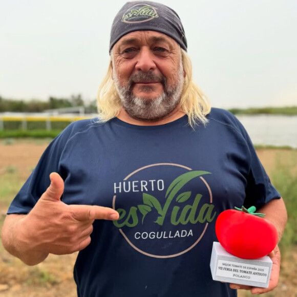 Juan Refojo de Huerto EsVida con el premio