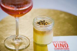Tercer clasificadoCrema de vainilla y leche de oveja de Fonz”, del restaurante L’Usuella, de Barbastro