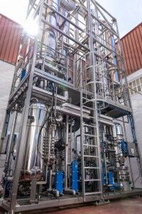 Presentación de la planta de desalcoholización de Destilerías San Valero en Cariñena al sector vinícola y bodegas de la D O