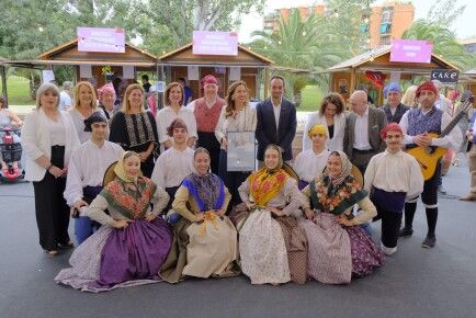 Responsables de Grandes Vinos autoridades y creadores e intérpretes de la Jota de la Garnacha