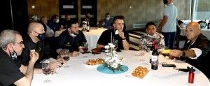 Degustación durante el II Concurso de Croquetas de Zaragoza y provincia